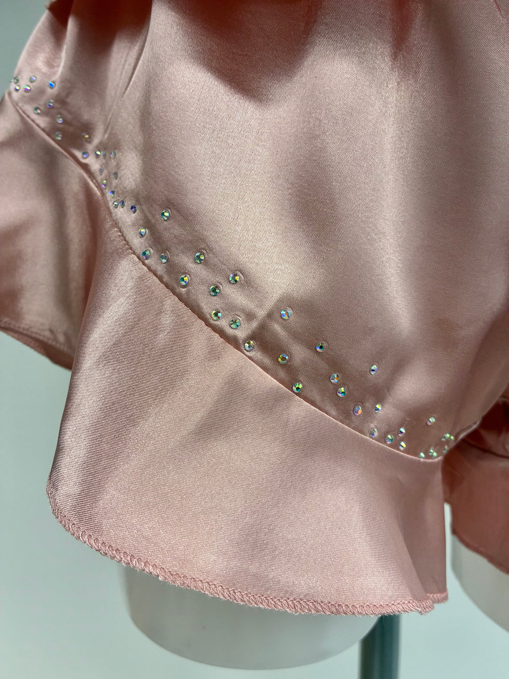 Faux satin crystal ruffle shorts 2 piece set