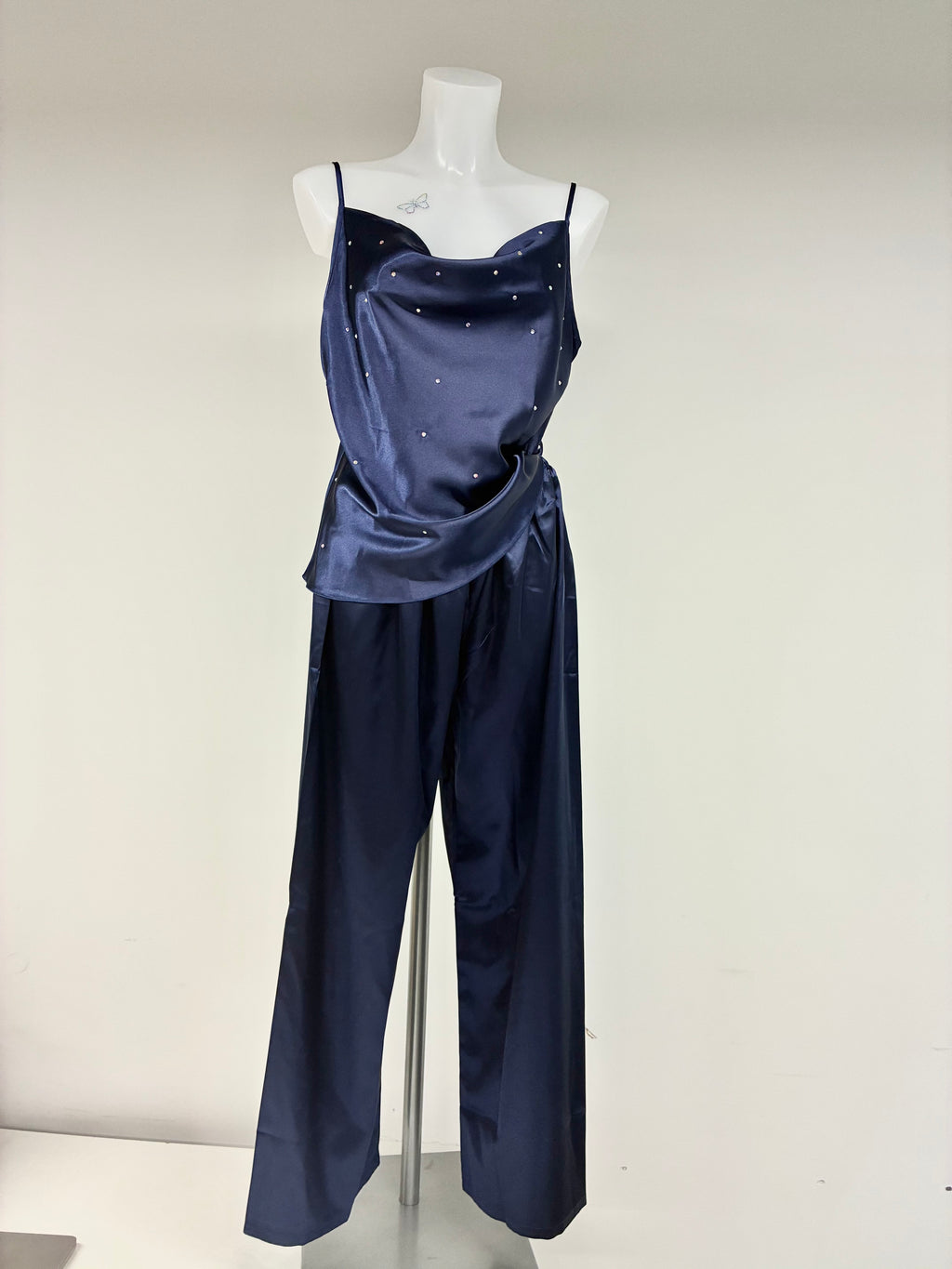 Crystal lounge set