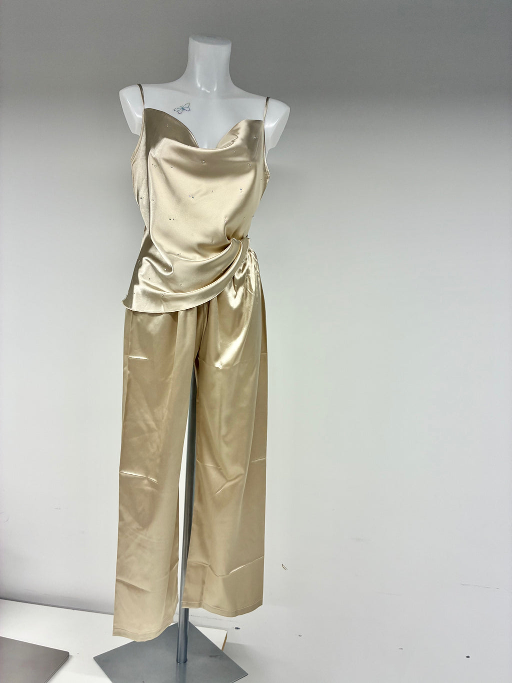 Crystal lounge set